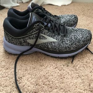 Brooks Launch 5 Running shoe
